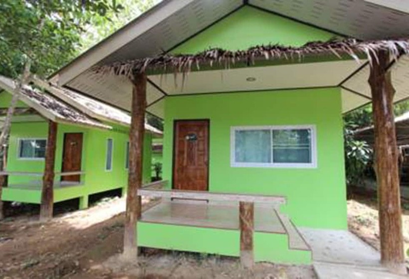 Бунгало Superior, Koh Phayam Greentawan Resort