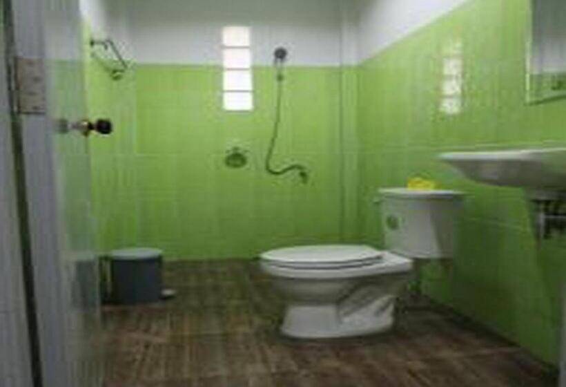 بنجلو قياسى, Koh Phayam Greentawan Resort