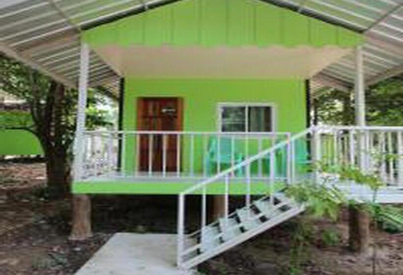 بنجلو قياسى, Koh Phayam Greentawan Resort