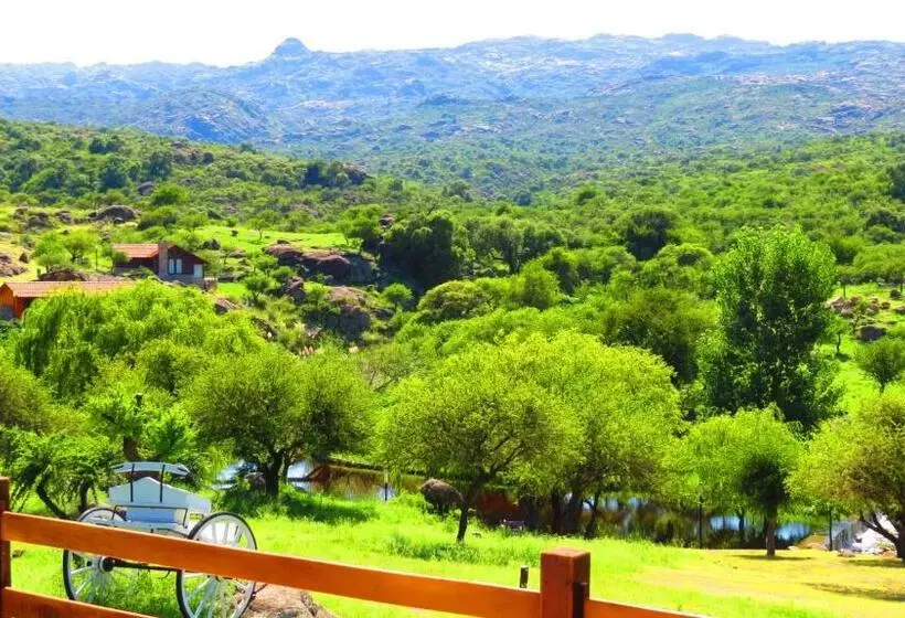 キングサイズベッドのスイートルーム, Los Ancares Resort