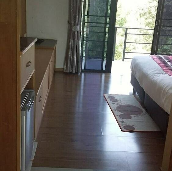 Номер Deluxe, Chiang Khong Hill