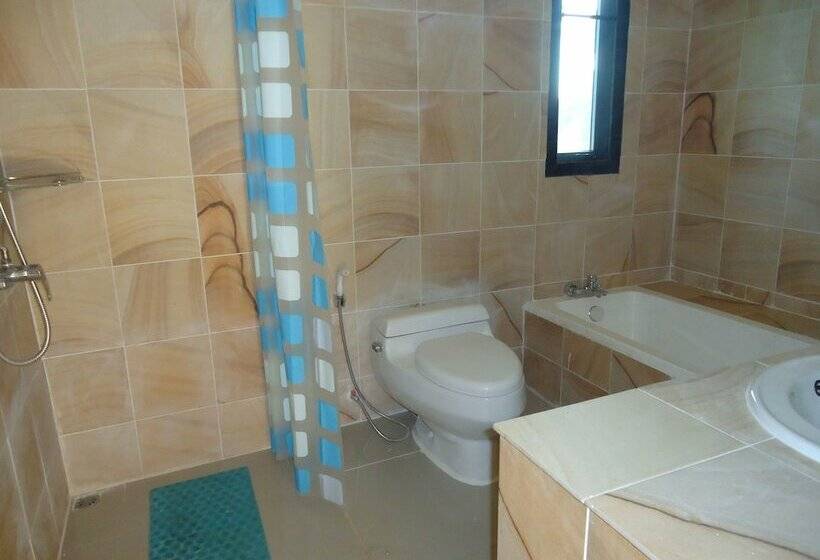 Номер Deluxe, Chiang Khong Hill