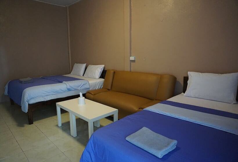 اتاق استاندارد سه نفره, Ann Hostel