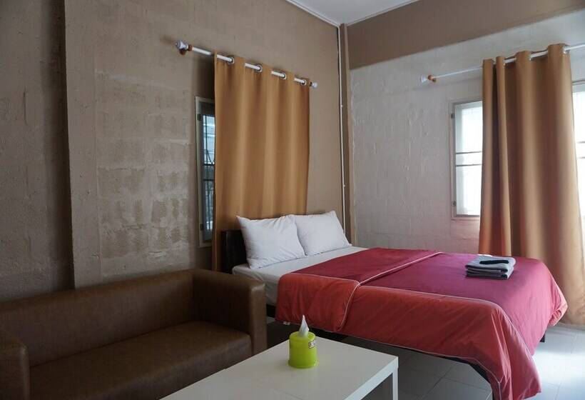Четырехместный Номер Стандарт, Ann Hostel