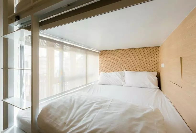 تختخواب در اتاق مشترک, Snoozz Hotel Krabi