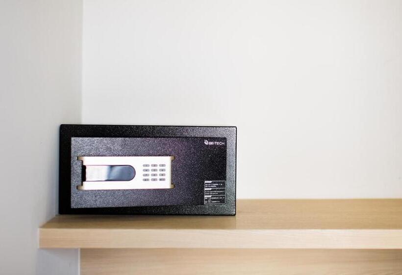 חדר דלוקס עם מרפסת, Snoozz Hotel Krabi