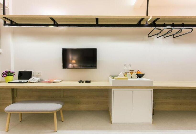 اتاق لوکس, Snoozz Hotel Krabi