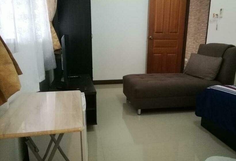 غرفة كومفورت ثلاثية, Wilderness