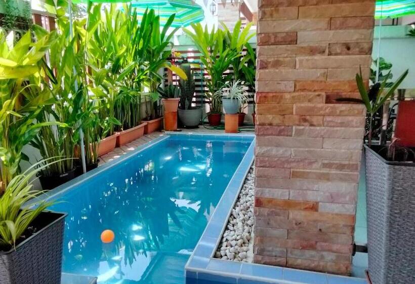 غرفة كومفورت ثلاثية, Wilderness