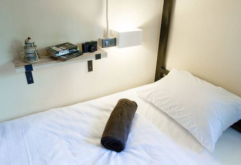 공동 객실, Doolay Beachfront Hostel