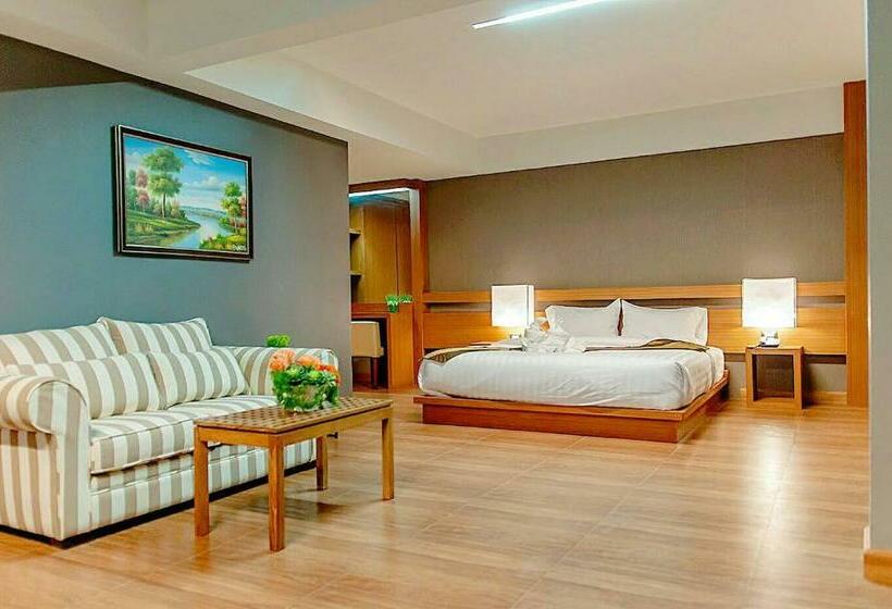 סוויטה עם מרפסת, Buritel