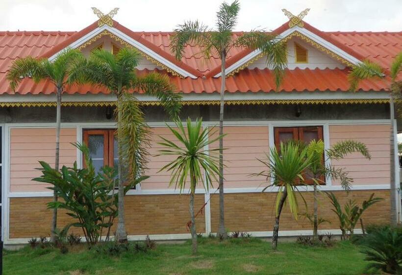 غرفة سوبيريور ثلاثية, Chiang Rai Khuakrae Resort