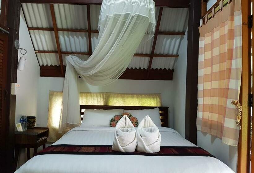 بنجلو قياسى, Niwas Ayutthaya