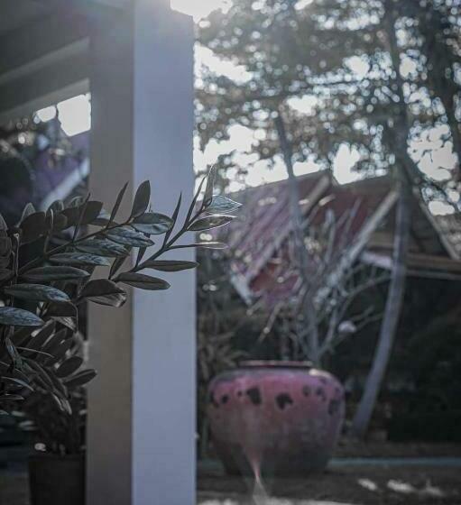 بنجلو قياسى, Niwas Ayutthaya