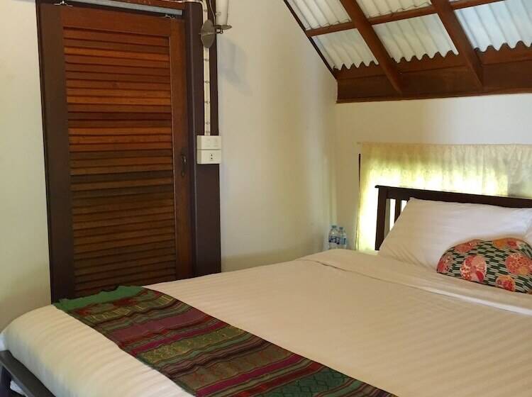 بنجلو قياسى, Niwas Ayutthaya