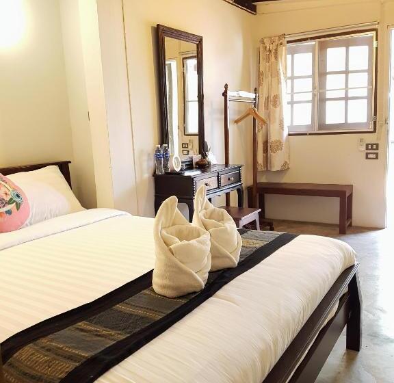 インサイドデラックスルーム, Niwas Ayutthaya