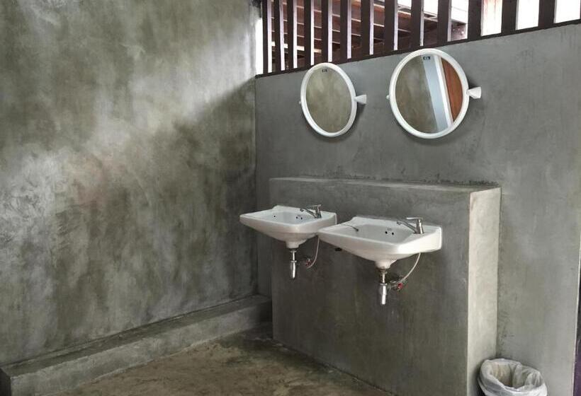 غرفة إقتصادية, Niwas Ayutthaya