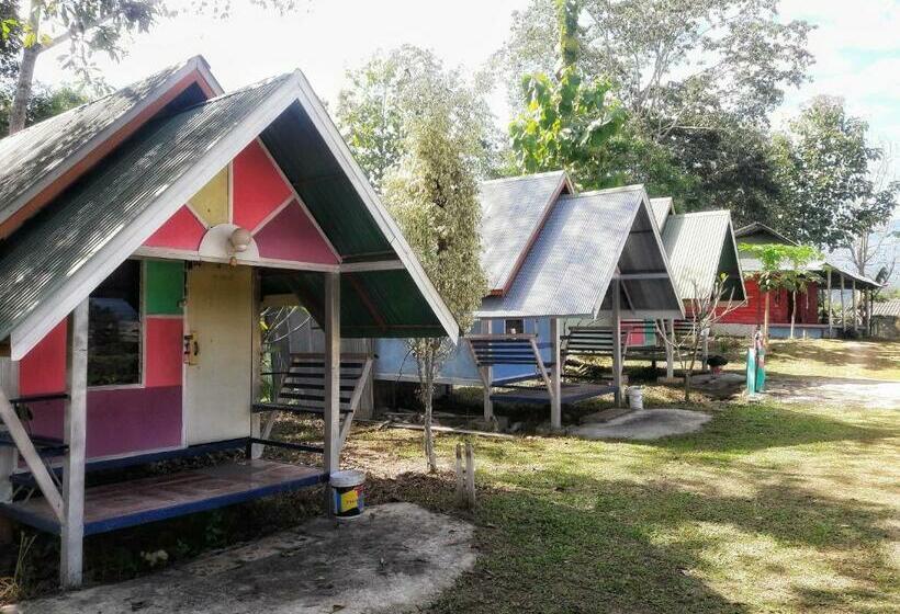 بانگلوی استاندارد, Pai Forest Resort