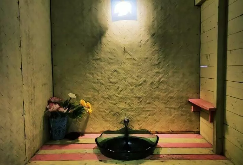 اتاق خانوادگی با چشم‌انداز کوه, Pai Forest Resort