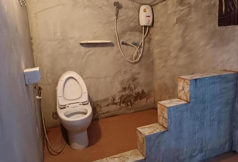 اتاق استاندارد سه نفره, Pai Forest Resort