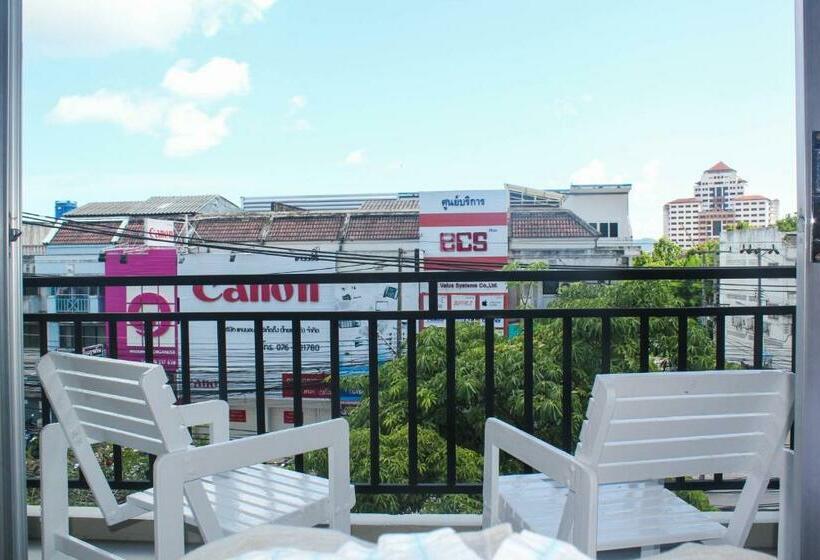 اتاق استاندارد, Lub Sbuy Hostel