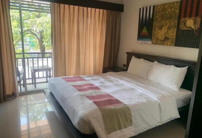 اتاق استاندارد, Lub Sbuy Hostel