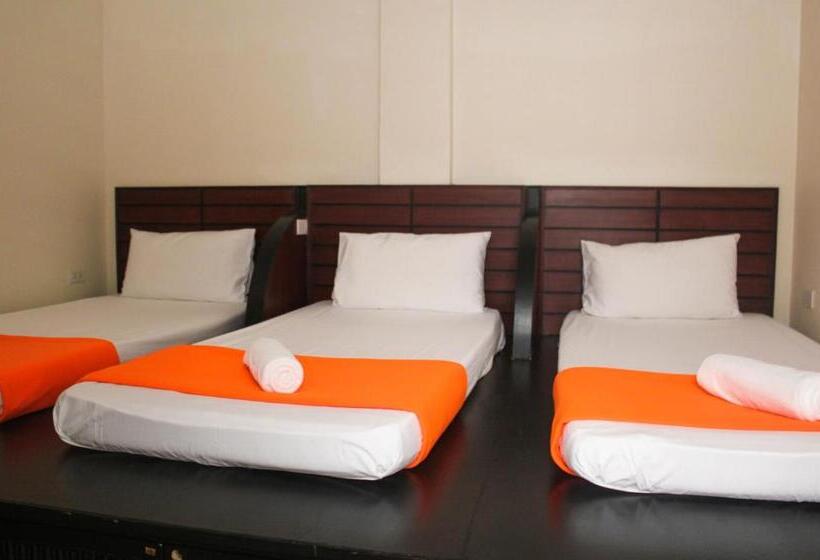 اتاق استاندارد سه نفره, Lub Sbuy Hostel