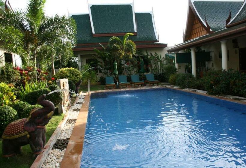 غرفة ديلوكس مزودة بتراس, Villa Angelica Bed And Breakfast In Phuket