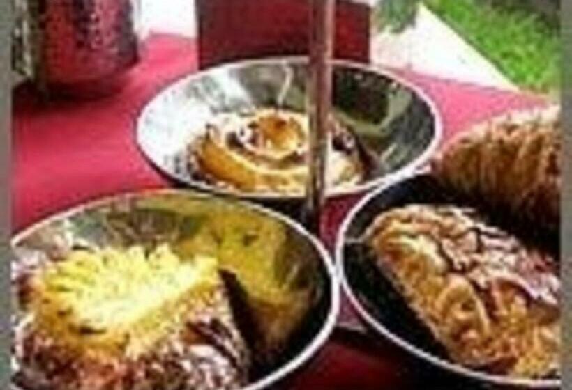 غرفة ديلوكس مزودة بتراس, Villa Angelica Bed And Breakfast In Phuket