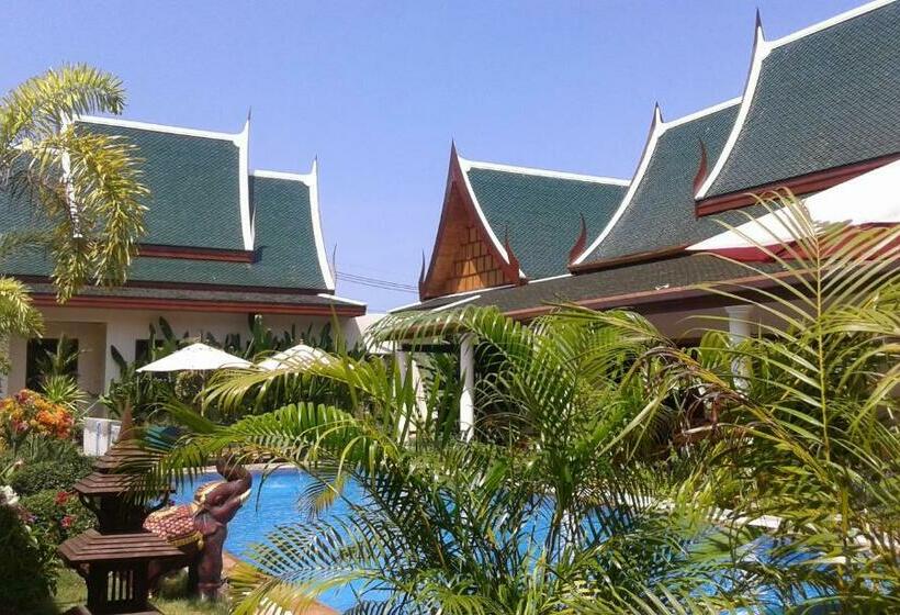غرفة ديلوكس مزودة بتراس, Villa Angelica Bed And Breakfast In Phuket