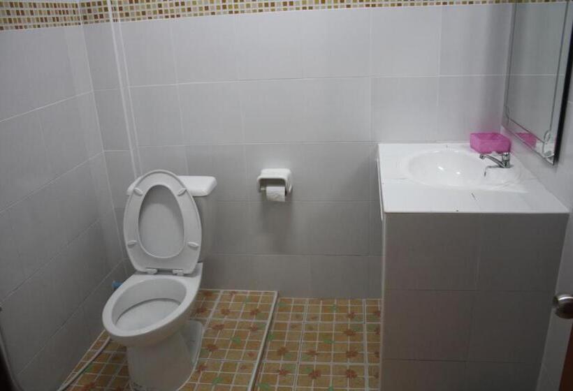 اتاق خانوادگی, Ban Suan Kulap Keaw Resort