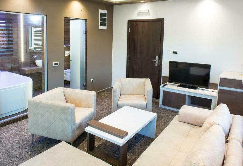 Deluxe Triple Room, Bed And Breakfast Ponte Bianco