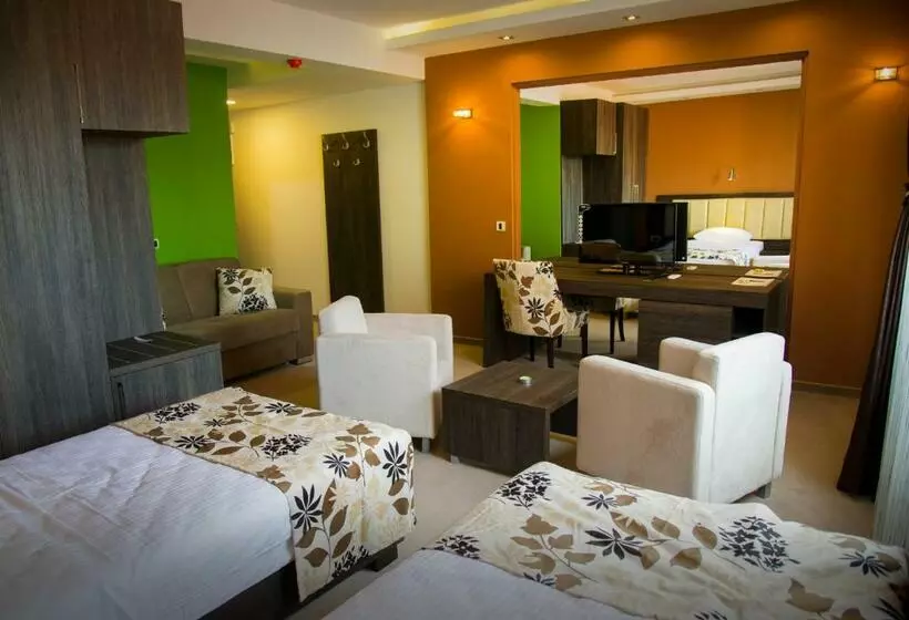 اتاق لوکس سه تخته, Bed And Breakfast Ponte Bianco