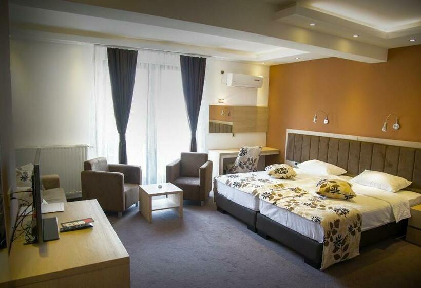 Deluxe Triple Room, Bed And Breakfast Ponte Bianco