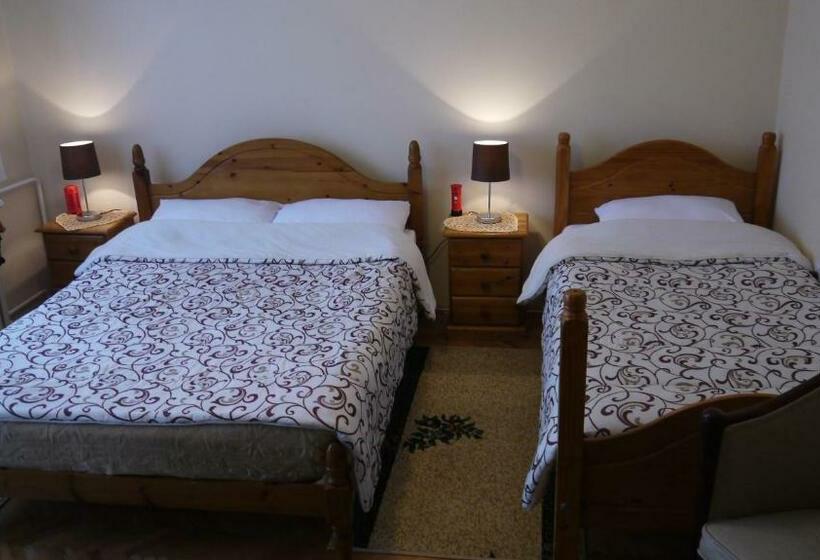 اتاق لوکس با بالکن, Villa Lola & Nikola