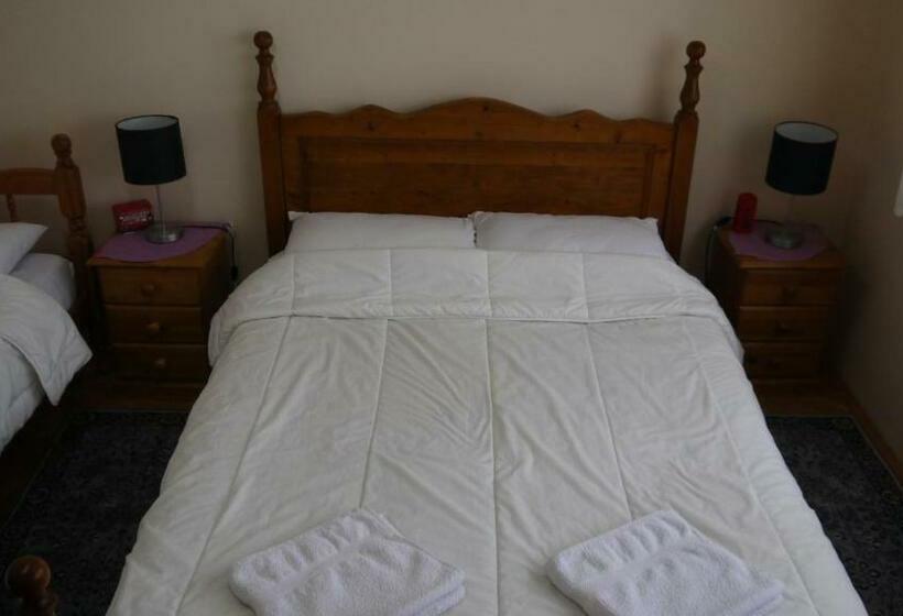 اتاق لوکس, Villa Lola & Nikola