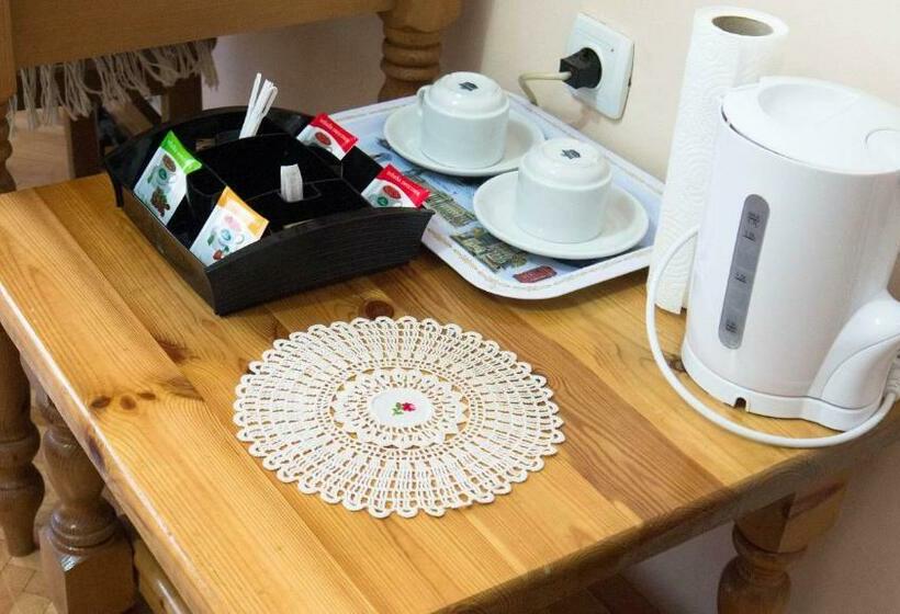 اتاق لوکس با بالکن, Villa Lola & Nikola