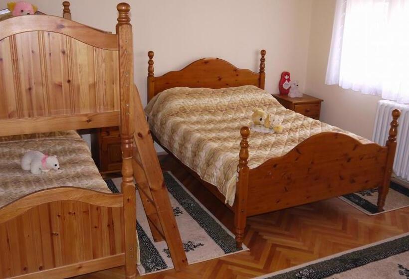 Economy Quadruple Room, Villa Lola & Nikola