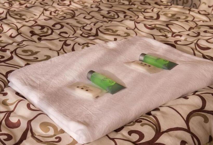 اتاق استاندارد سه تخته با بالکن, Villa Lola & Nikola