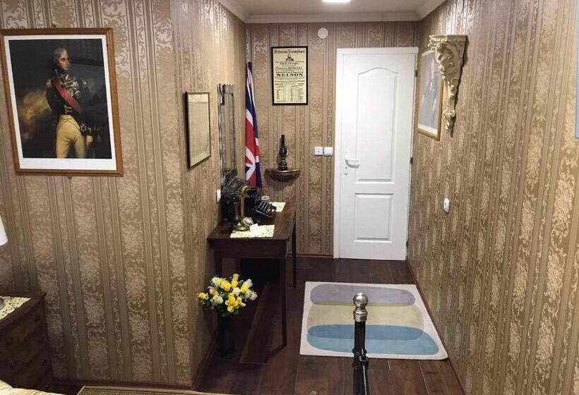 اتاق لوکس, Villa Lola & Nikola