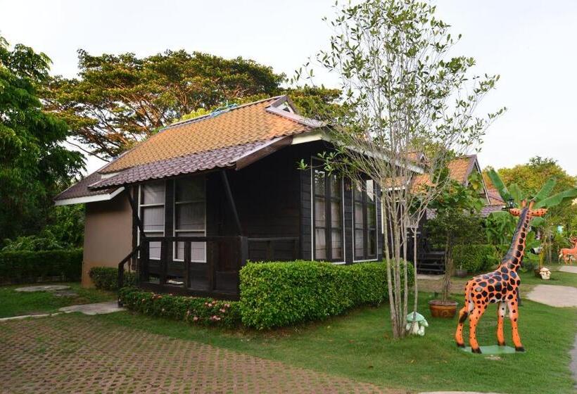 Бунгало Deluxe, Chanpraya Resort