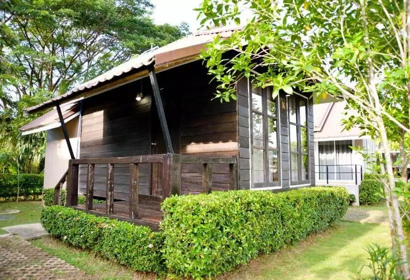 بانگلوی لوکس, Chanpraya Resort