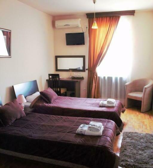 اتاق استاندارد, Garni Hotel City