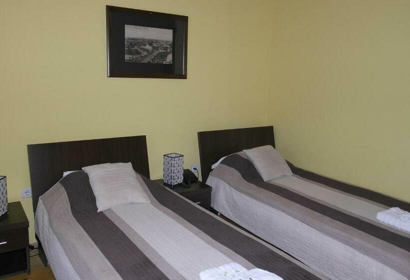 اتاق استاندارد, Garni Hotel City