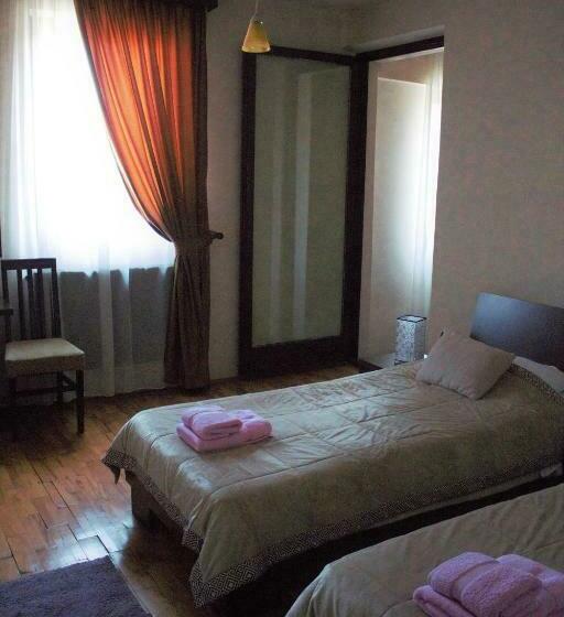 اتاق خانوادگی, Garni Hotel City