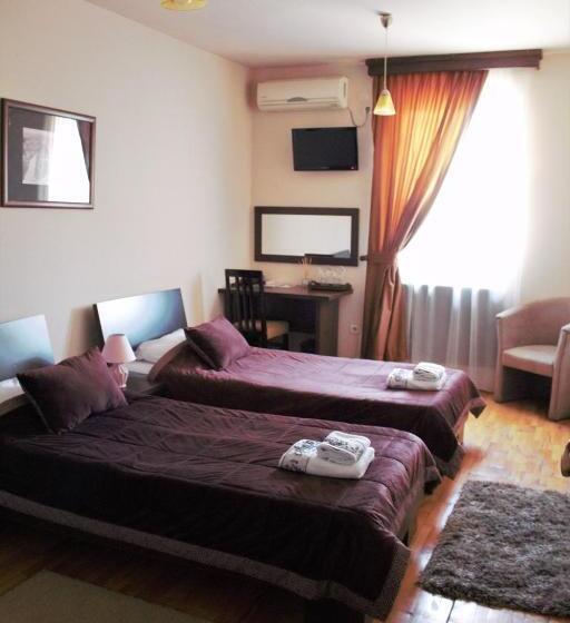 اتاق استاندارد, Garni Hotel City