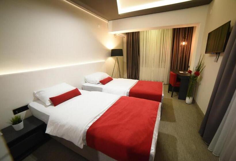 スタンダードルーム, Bavka