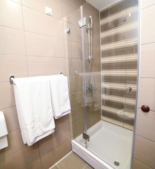 スタンダードルーム, Bavka