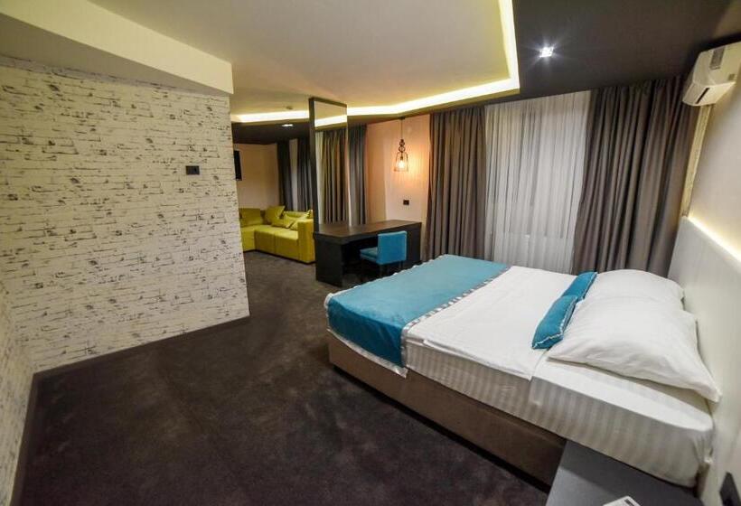 ファミリールーム, Bavka