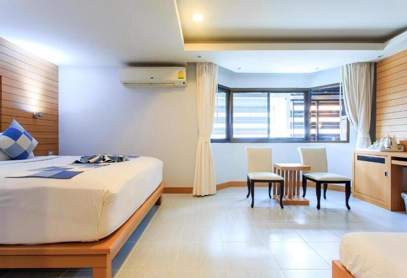 اتاق سوپریور, Chaweng Budget